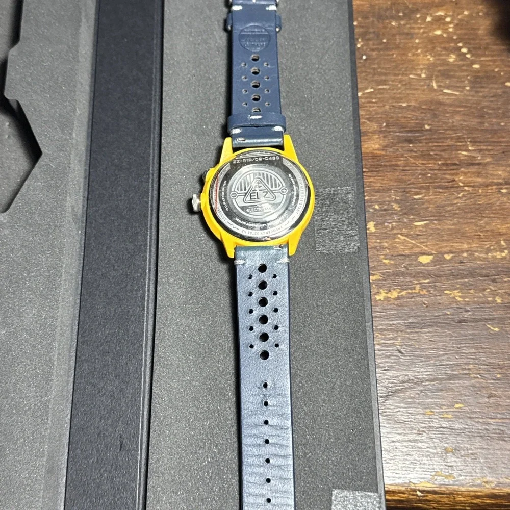 The Electricianz Cable Z White Band Discontinued Watch # ZZ-A1A/02-F100